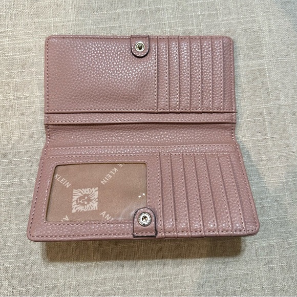 NWOT- Anne Klein Wallet - Picture 2 of 2